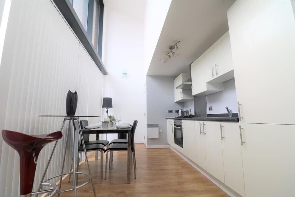 Lovely Modern & Spacious Apartment